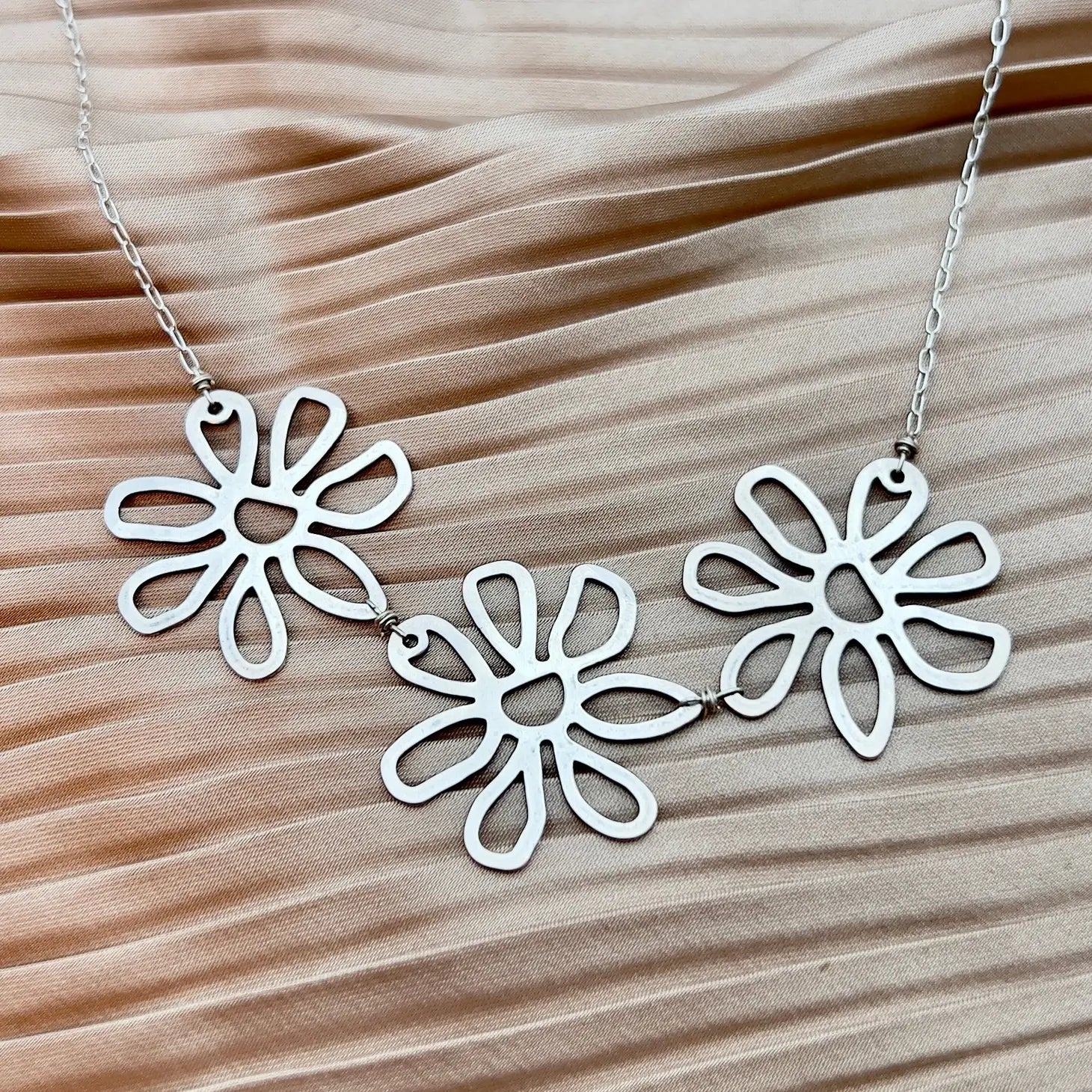 Fluff Hardware -Handmade Flower Power Necklace