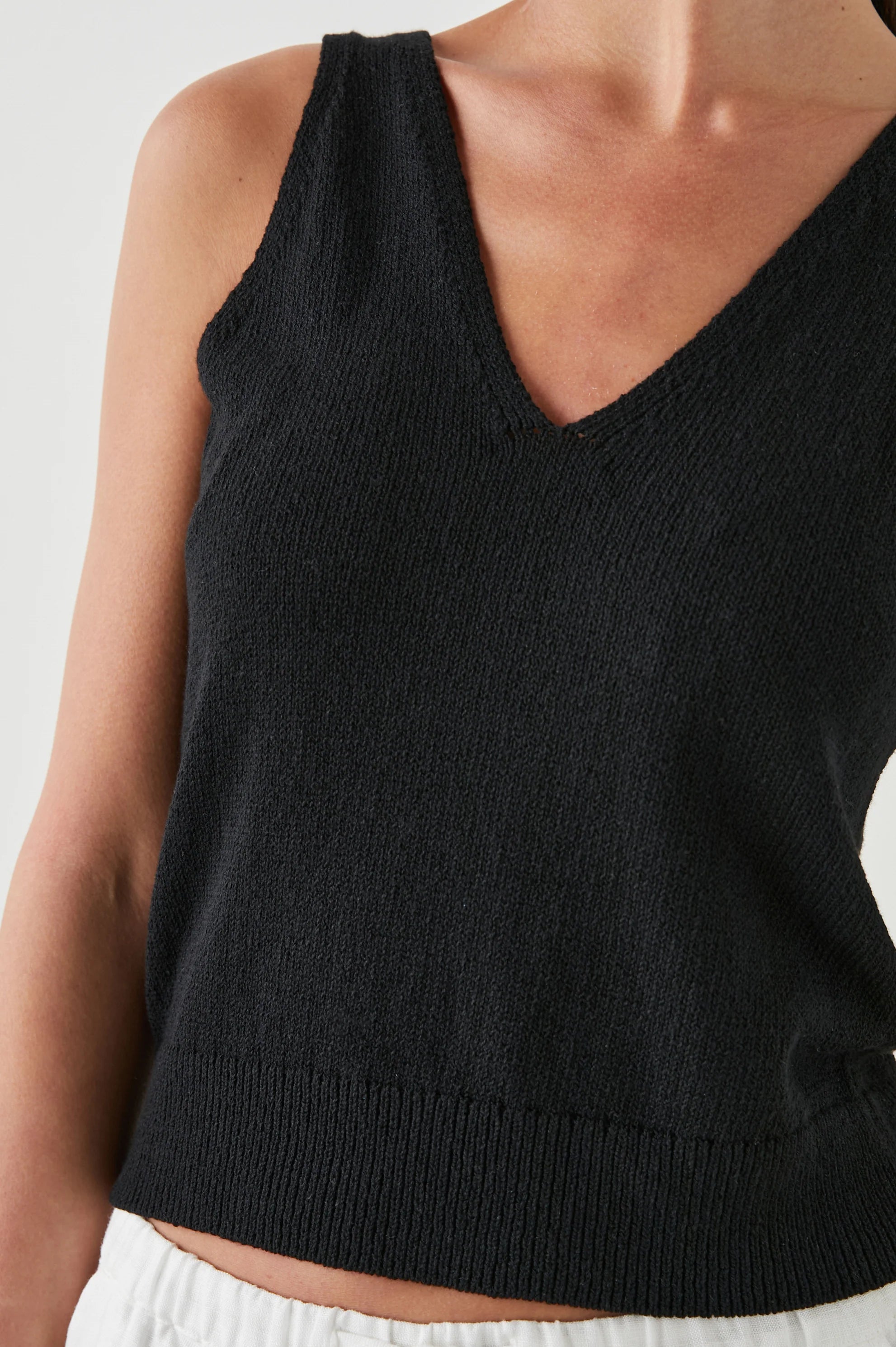 Rails - Maise Sleeveless Sweater / Black