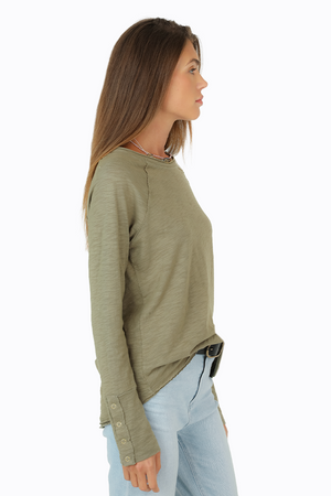 Dylan - Shane Raw Edge Raglan With Snap Cuff / Jade / Vintage White