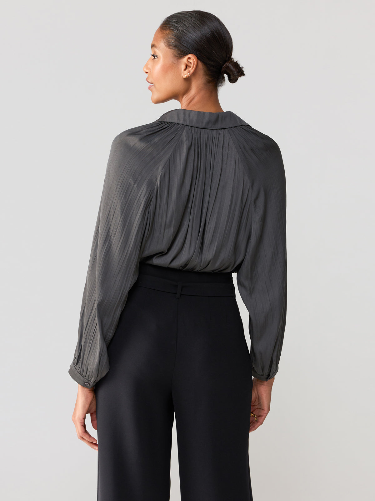 Sanctuary - Casually Cute Sateen Blouse / Mineral