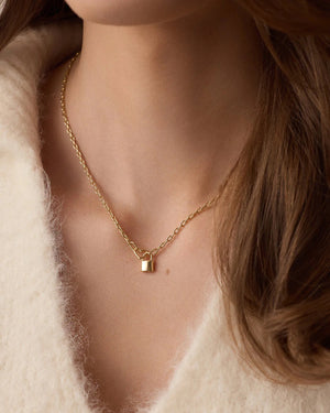 Gorjana - Heart Padlock Interlocking Necklace / 18k Gold Plated