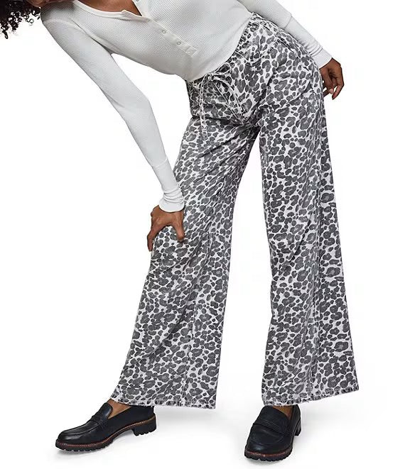 Splendid - Lounge Denim Pant / Leopard