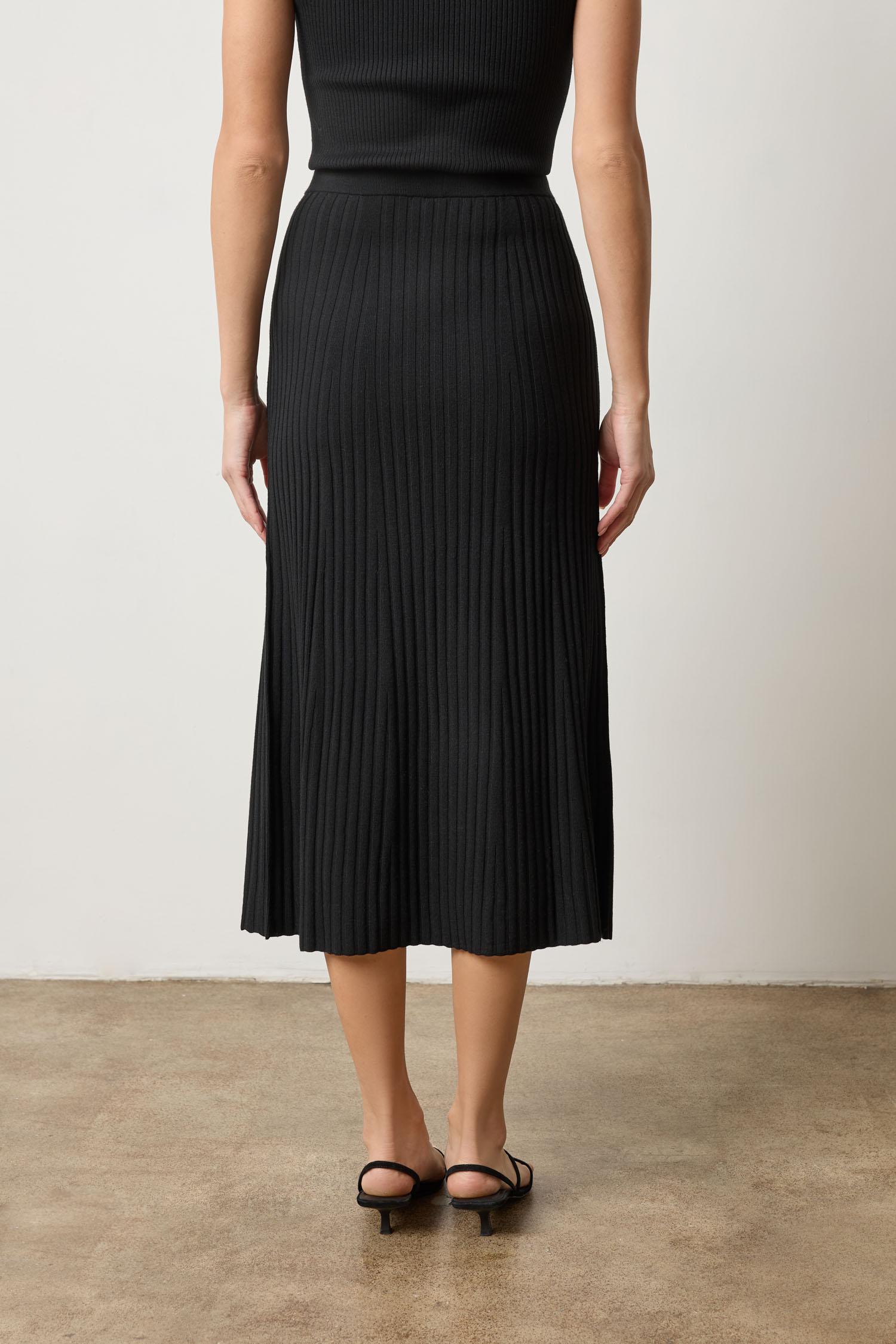 Lilla P - Straight Rib Knit Skirt
