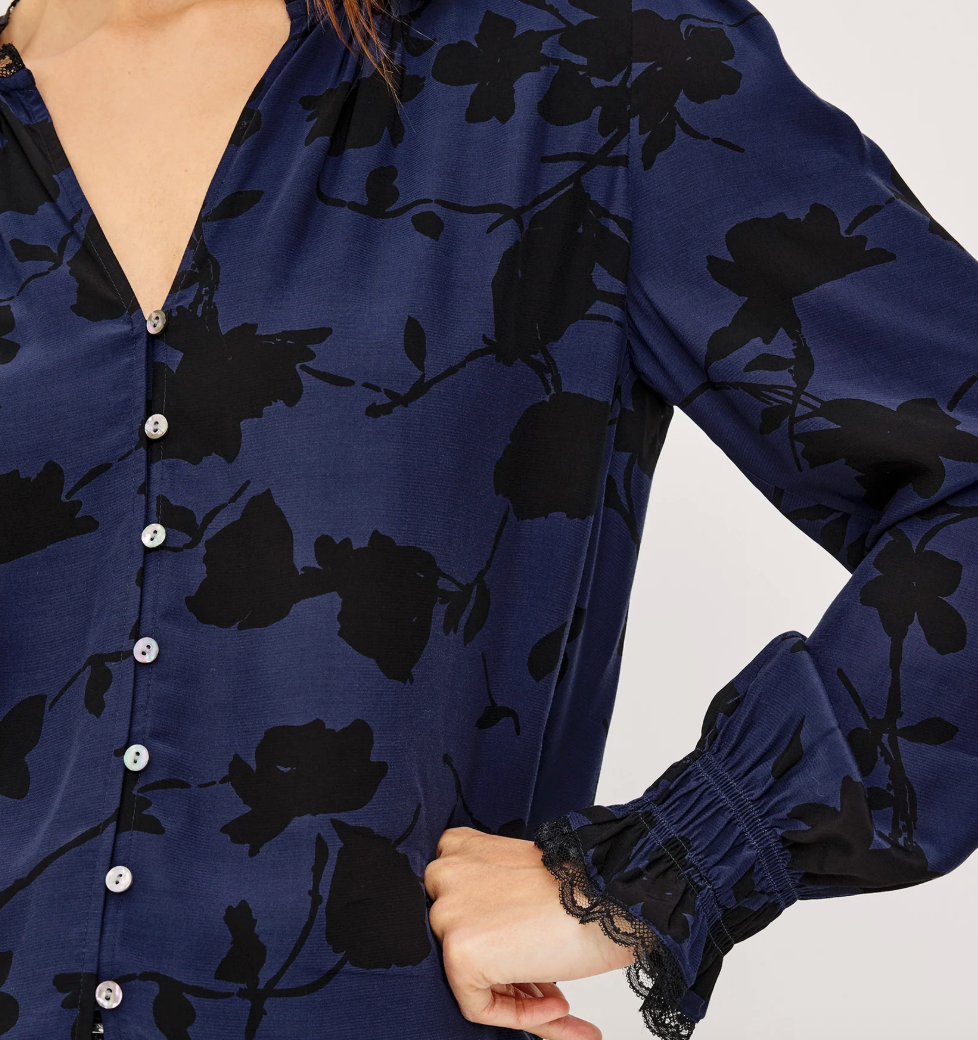 Rails - Magda Blouse / Navy Tossed Roses