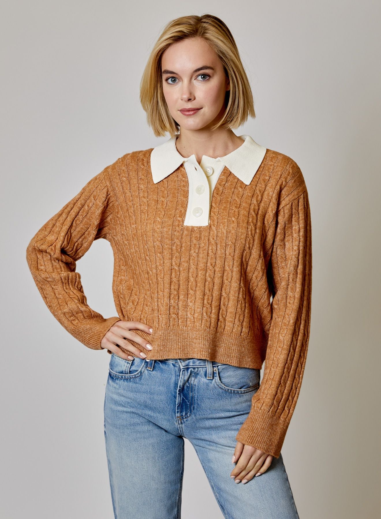 Design History - Button Half Sweater / Antique Oak Combo