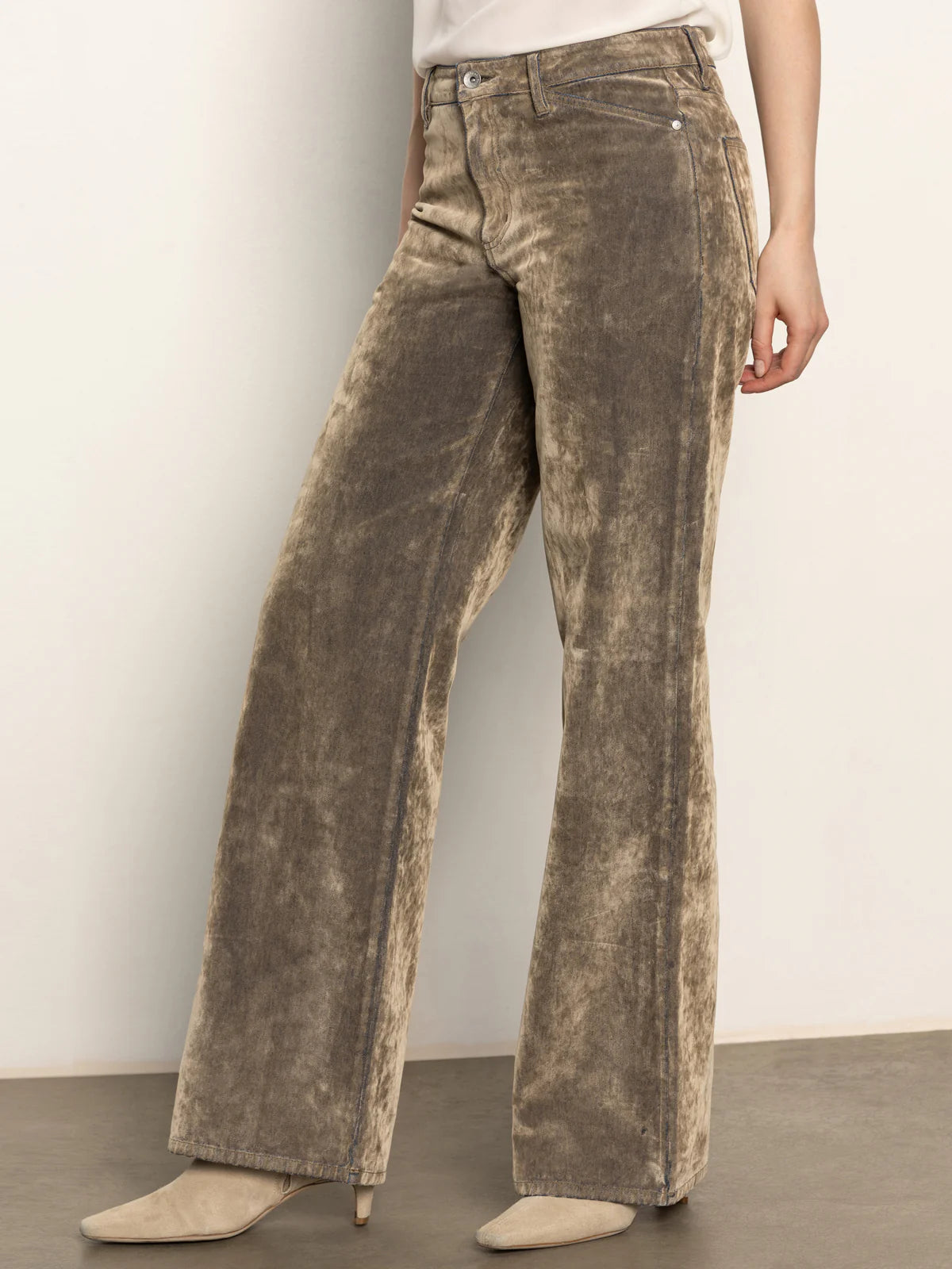 Sanctuary - Cadence Relaxed Straight Denim / Light Bronze