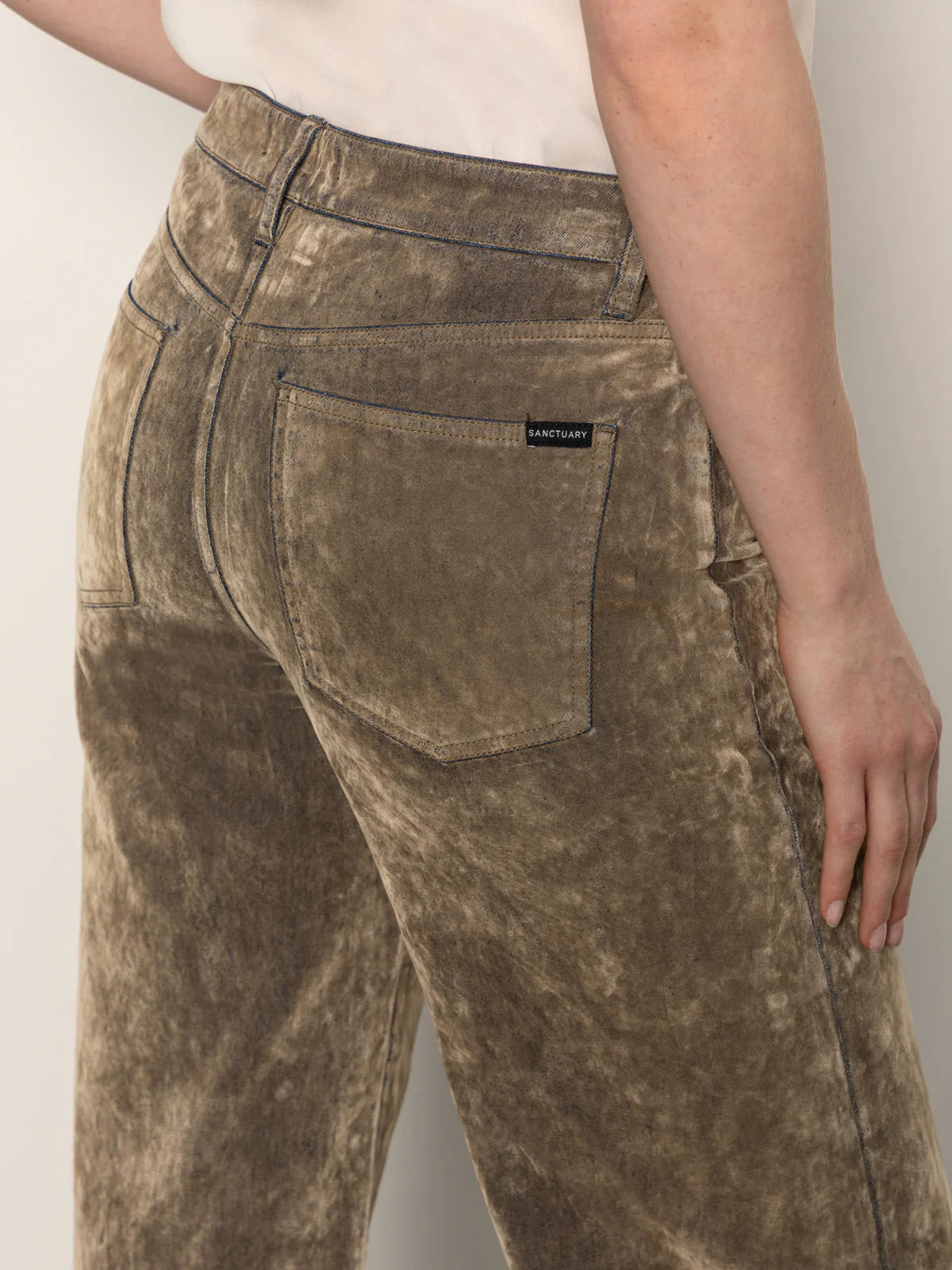 Sanctuary - Cadence Relaxed Straight Denim / Light Bronze