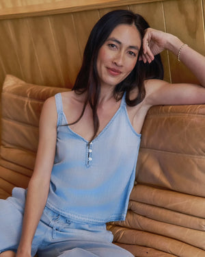 Bella Dahl - Button Front Cami / Light Riviera Wash