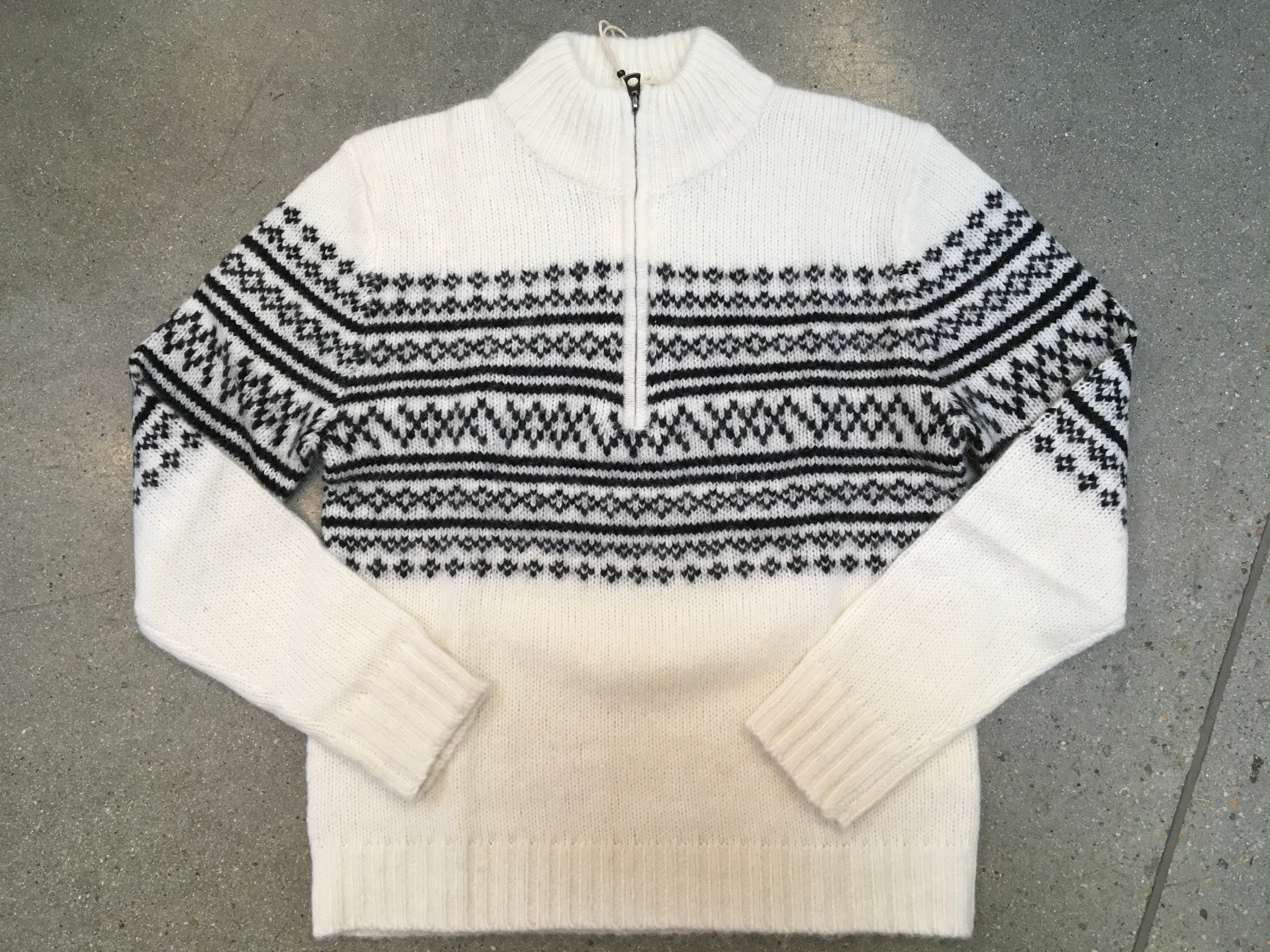 Dylan - Apres Half Zip Sweater / White Black/ FINAL SALE