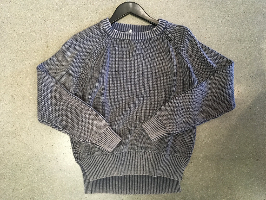 Hello Nite - Harlow Hi-Lo Crewneck Sweater / Ebony