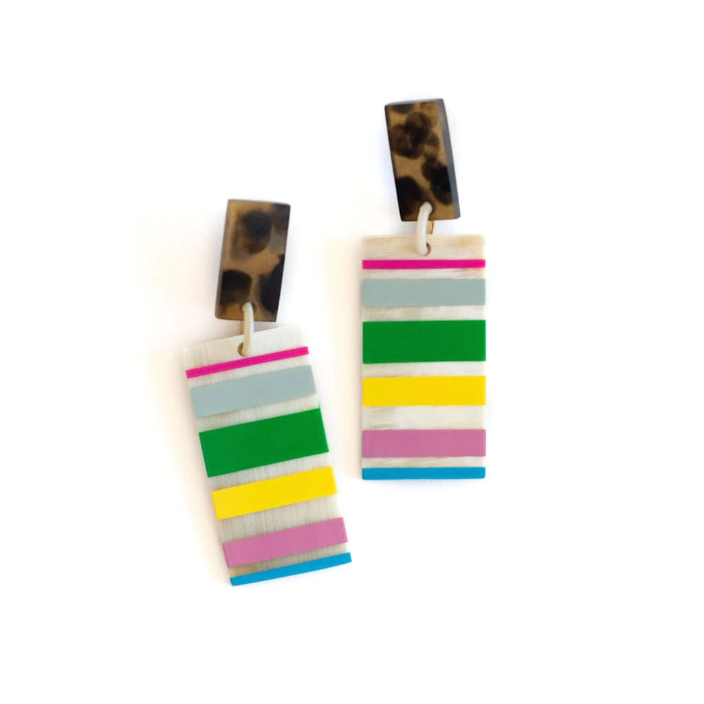 Sunshine Tienda -Tortoise Top Rainbow Earrings