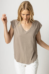 Lilla P - Short Sleeve V-Neck Raglan / Raffia