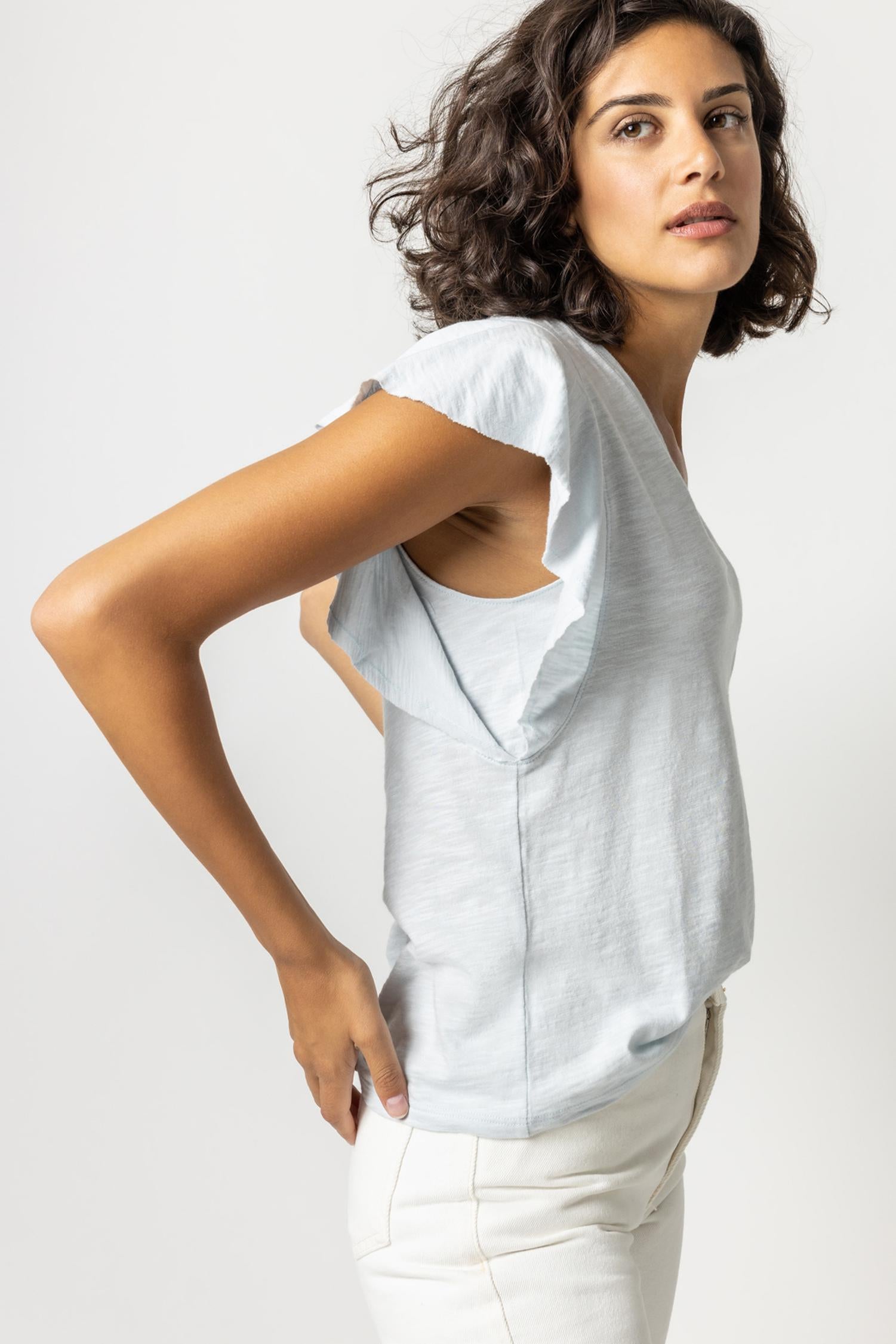 Lilla P - Flutter Sleeve V-neck / Glass / Olive