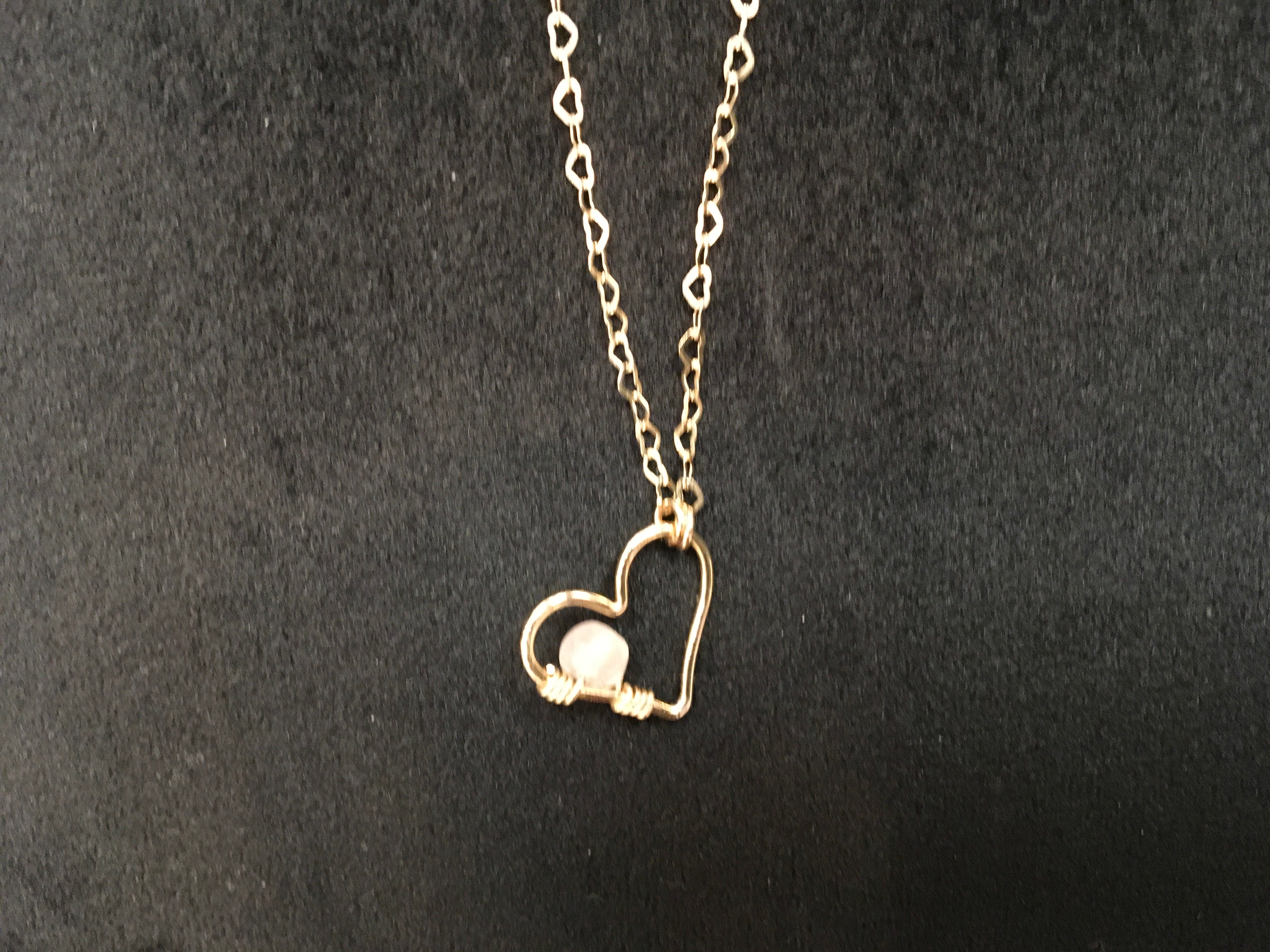 Lori Jewelry - Heart Necklace / Rose Quartz